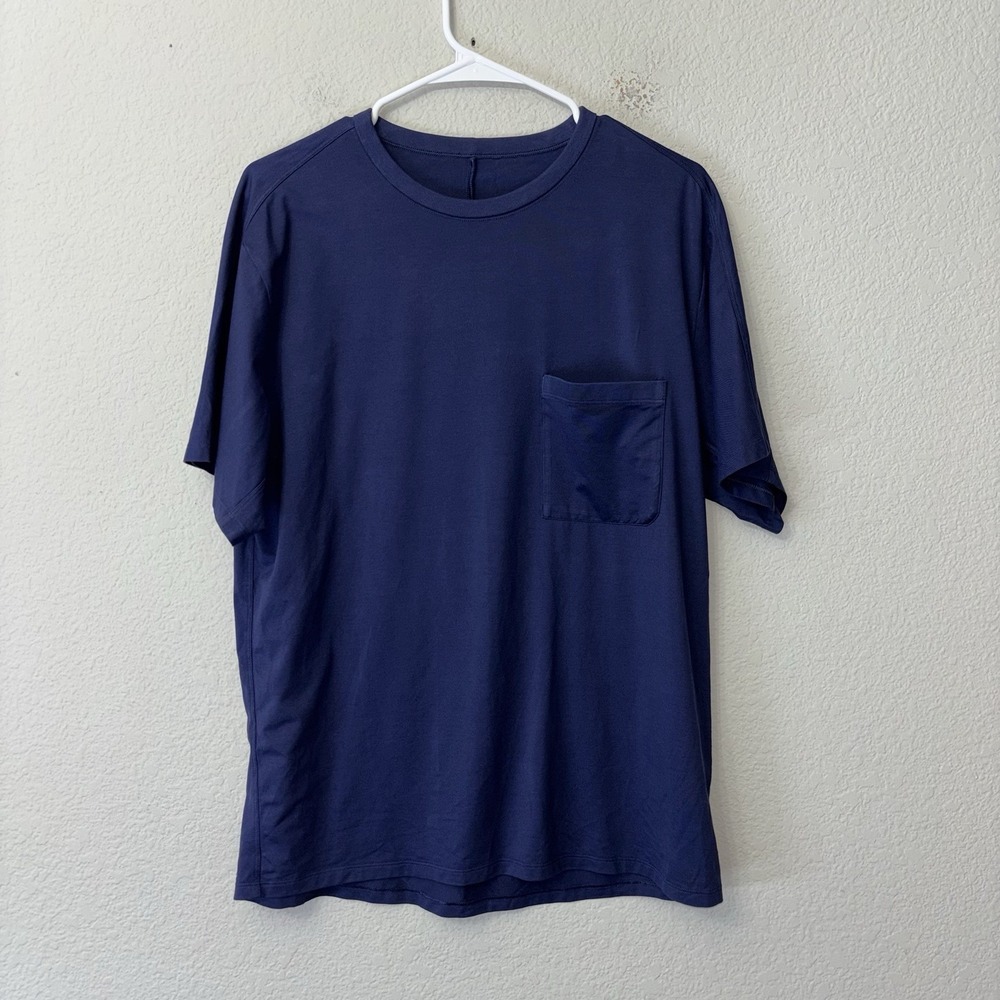 Lululemon The Fundamental Pocket T-Shirt Men's Size Large L Blue Short Sleeve